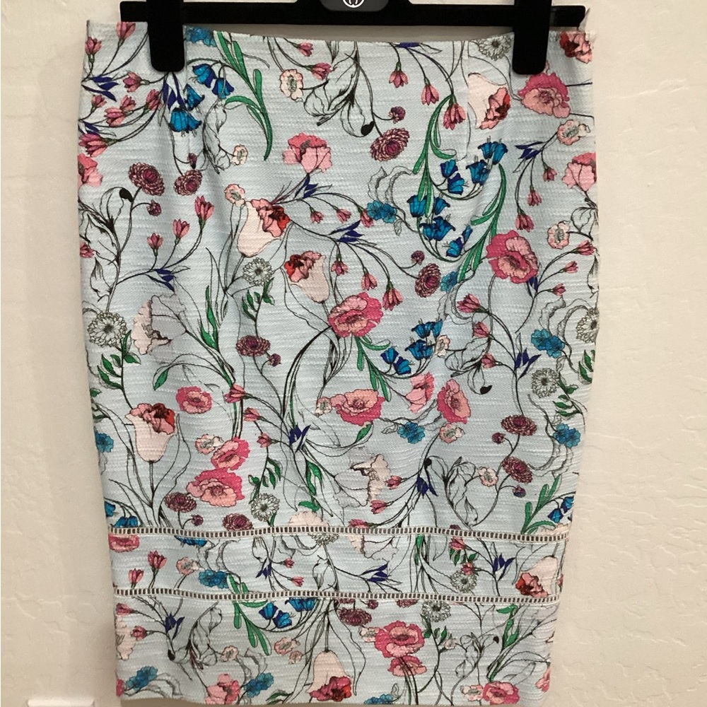 CARLISLE COLLECTION  U,TI COLORED FLORAL SKIRT